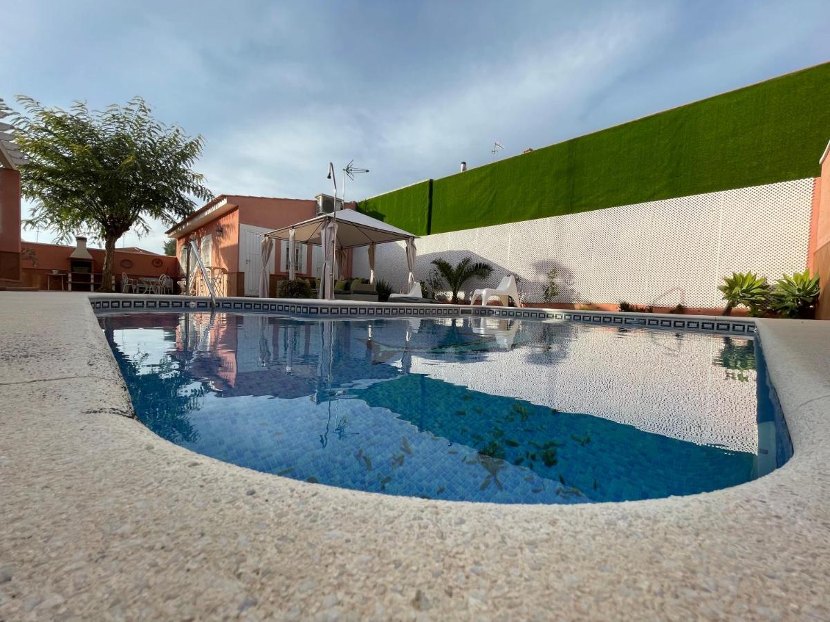 Villa Triana Севилья Экстерьер фото